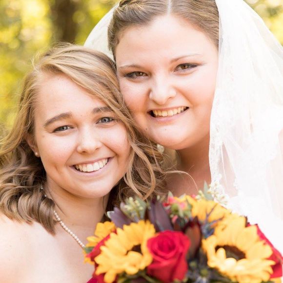 Meet your Posher, Mikaila - Picture 2 of 2